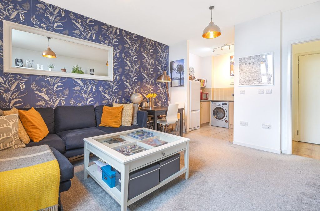 Property photo 1 of 8 Picture No. 14