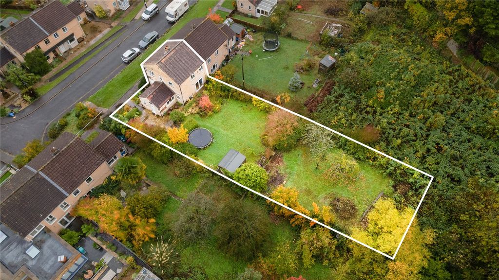 Property photo 2 of 16 Picture No. 28