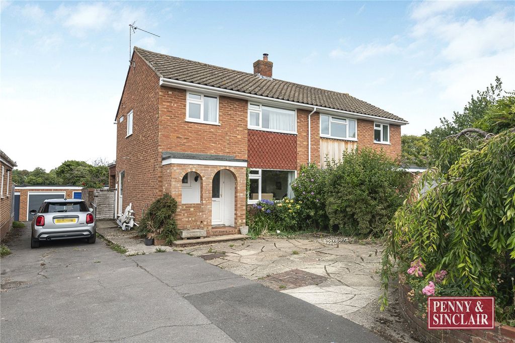 Property photo 1 of 19 Picture No. 02