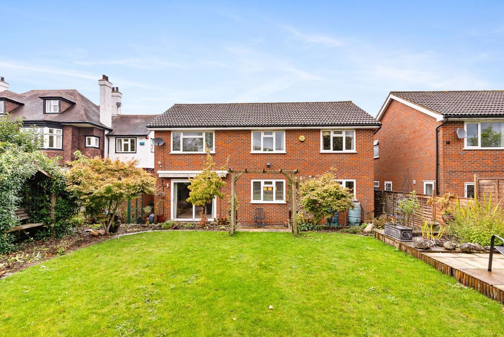 Property photo 1 of 18