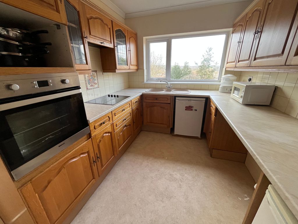 Property photo 1 of 17 Image