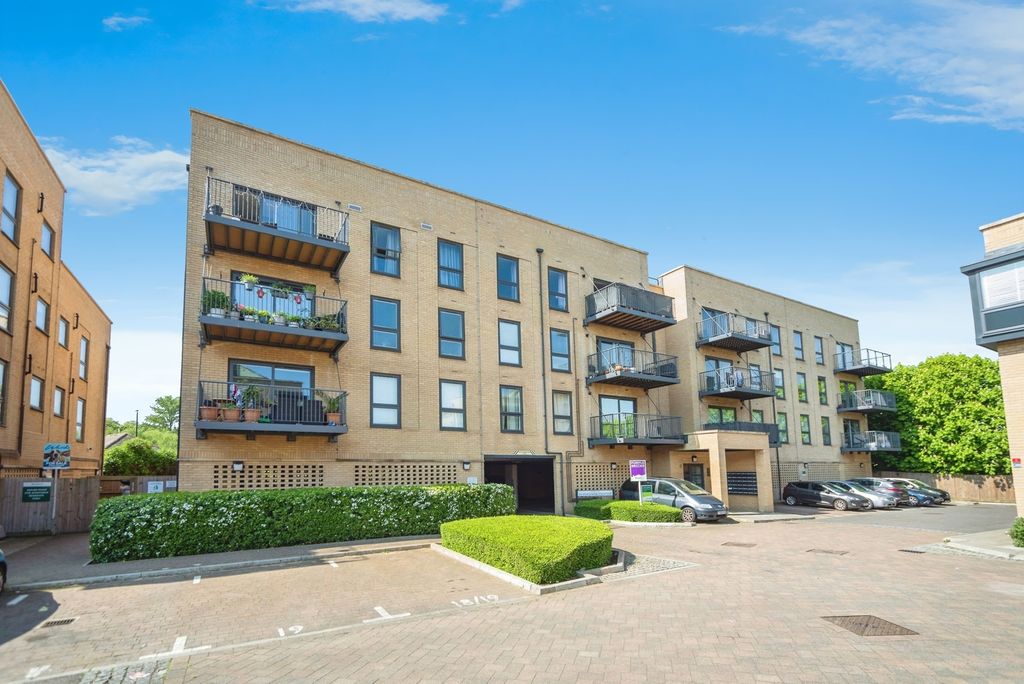 Property photo 2 of 13 Front