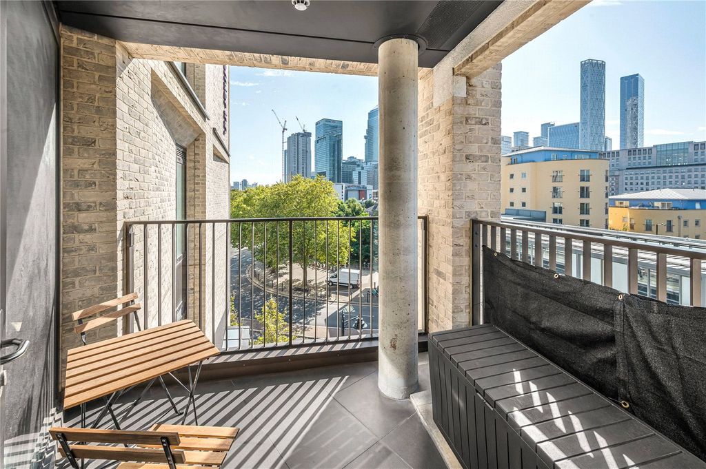 Property photo 3 of 10 Picture No. 16