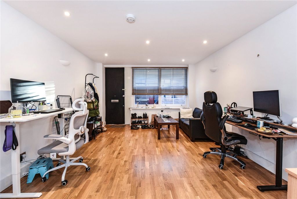 Property photo 1 of 13 Picture No. 25