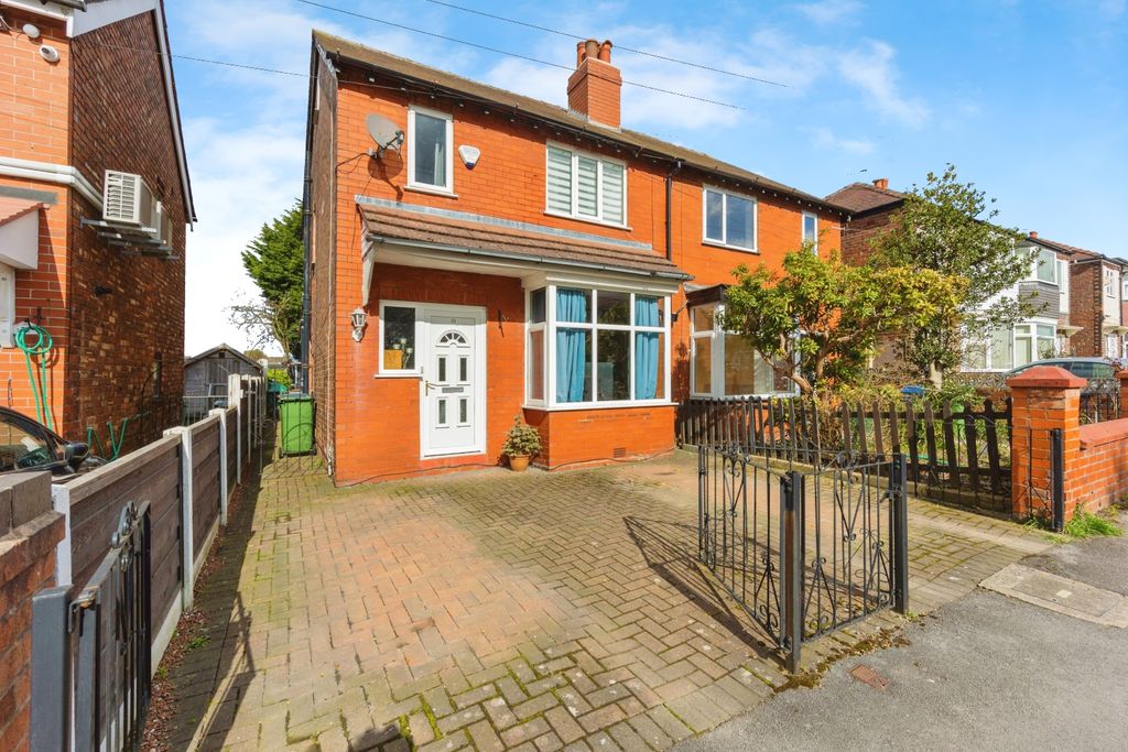 Property photo 1 of 15