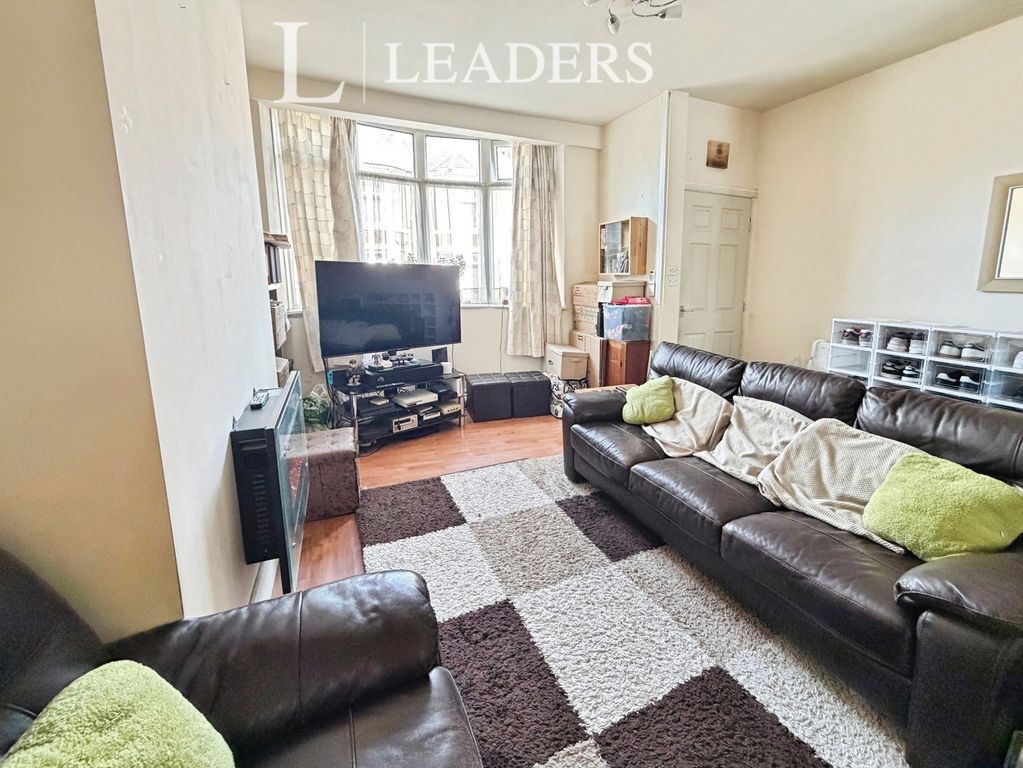 Property photo 2 of 21 Pbox-Img.Jpg