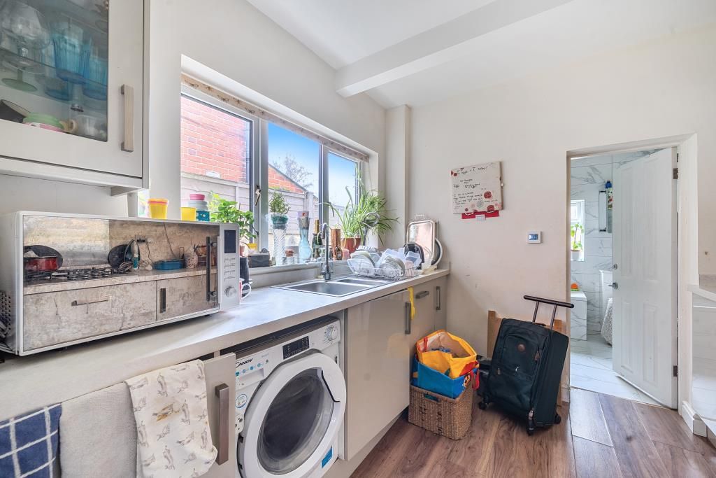 Property photo 3 of 22 Kitchen