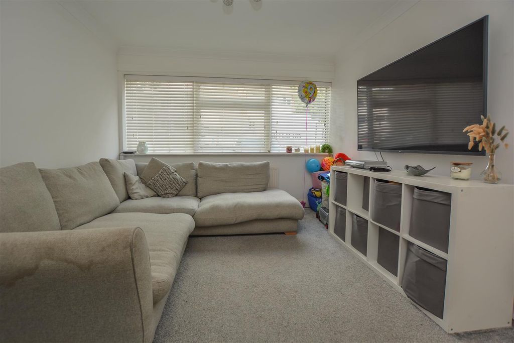 Property photo 2 of 10 Dsc_0165.Jpg