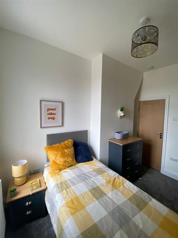 Property photo 2 of 13 Bedroom 3