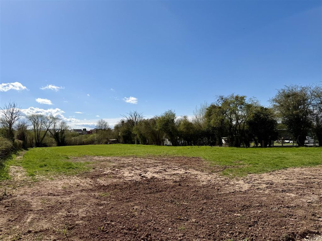 Additional image 37 of 4 bed property for saleColdwells Road, Holmer, Hereford HR1
