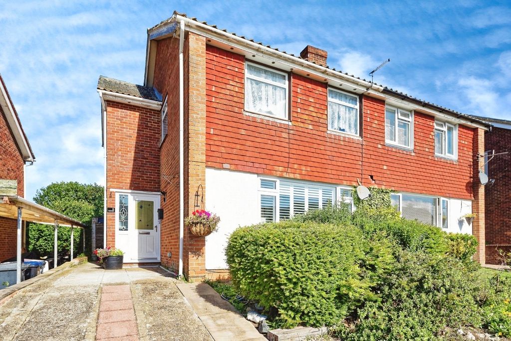 Property photo 1 of 17 Picture No. 01