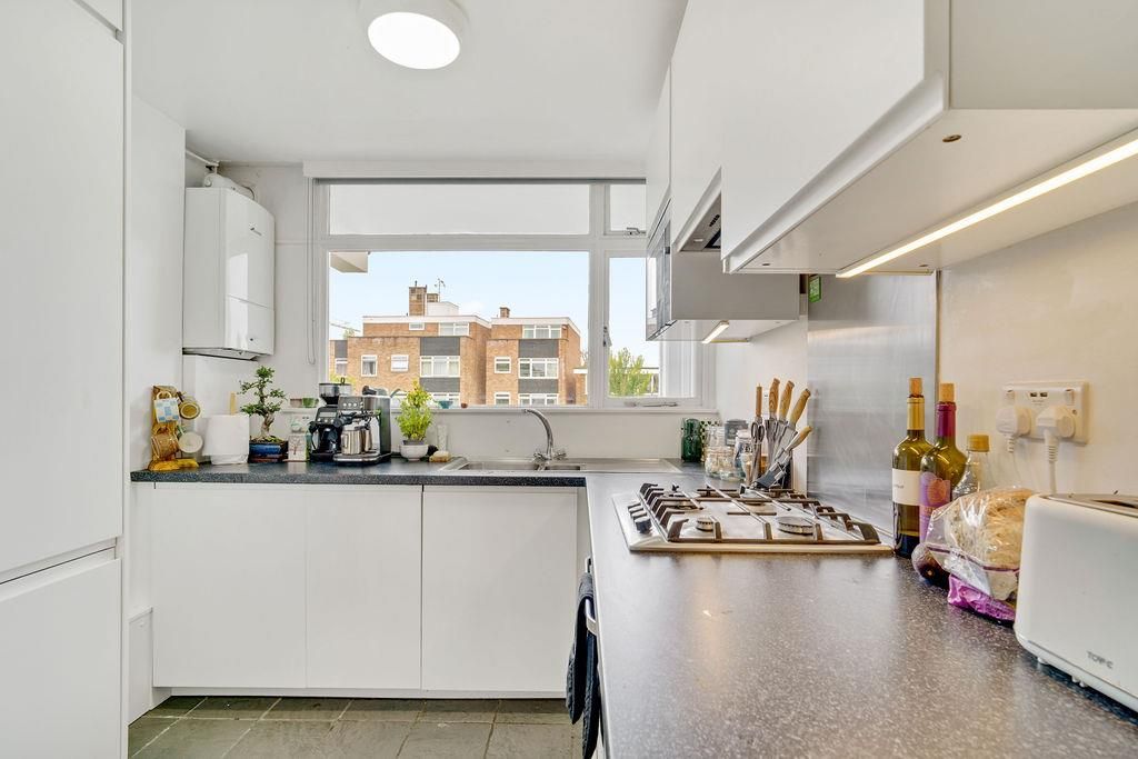 Property photo 3 of 10 Kersfieldroad,58-6.Jpg