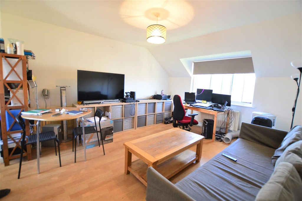 Property photo 2 of 4 Dsc_0210 (2).Jpg
