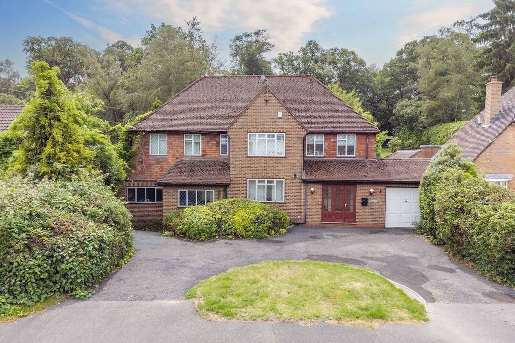 Property photo 1 of 11