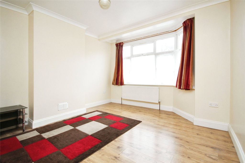 Property photo 3 of 12 Picture No. 06