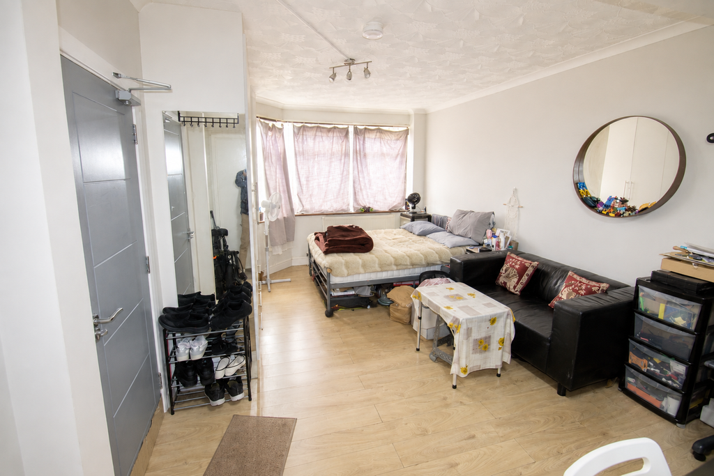Property photo 3 of 3