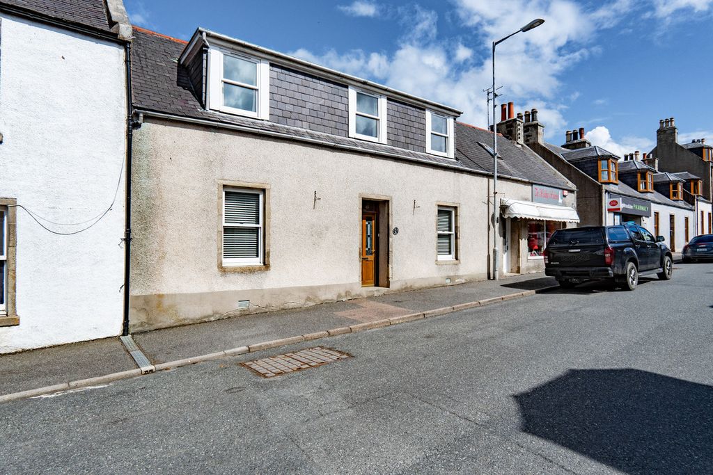 Property photo 1 of 43