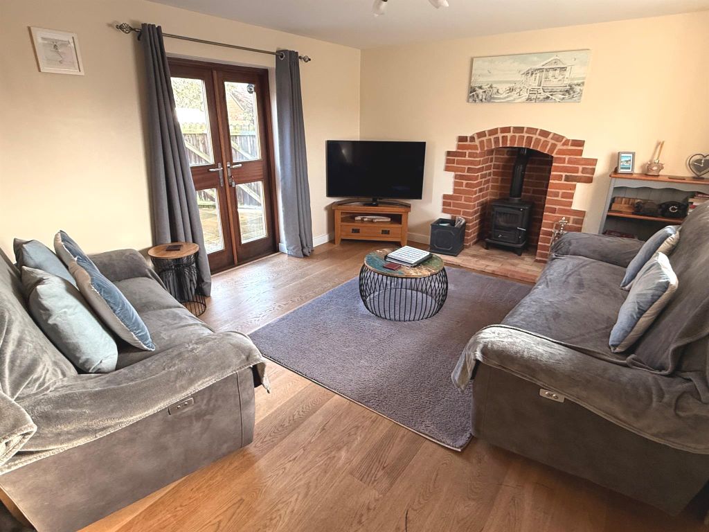 Property photo 3 of 16