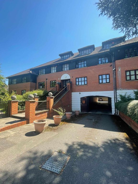 Property photo 2 of 10