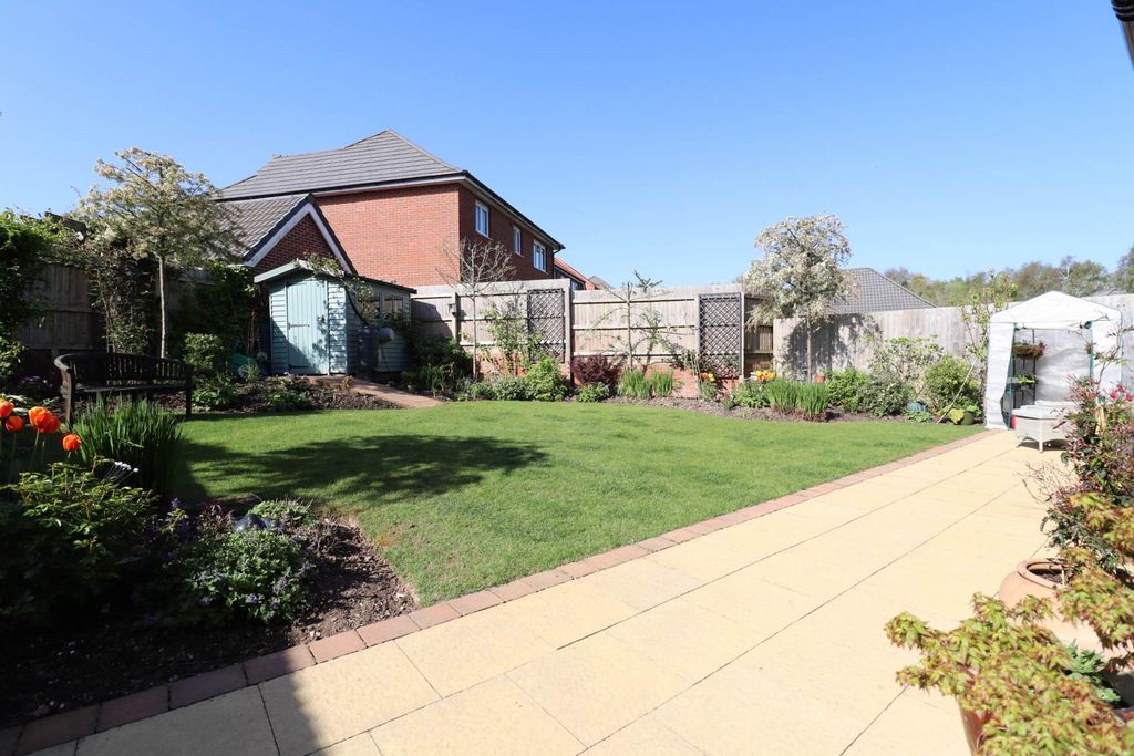 Additional image 12 of 4 bed detached house for saleJennings Road, Marlborough SN8