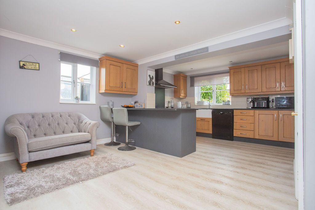 Property photo 3 of 26 12