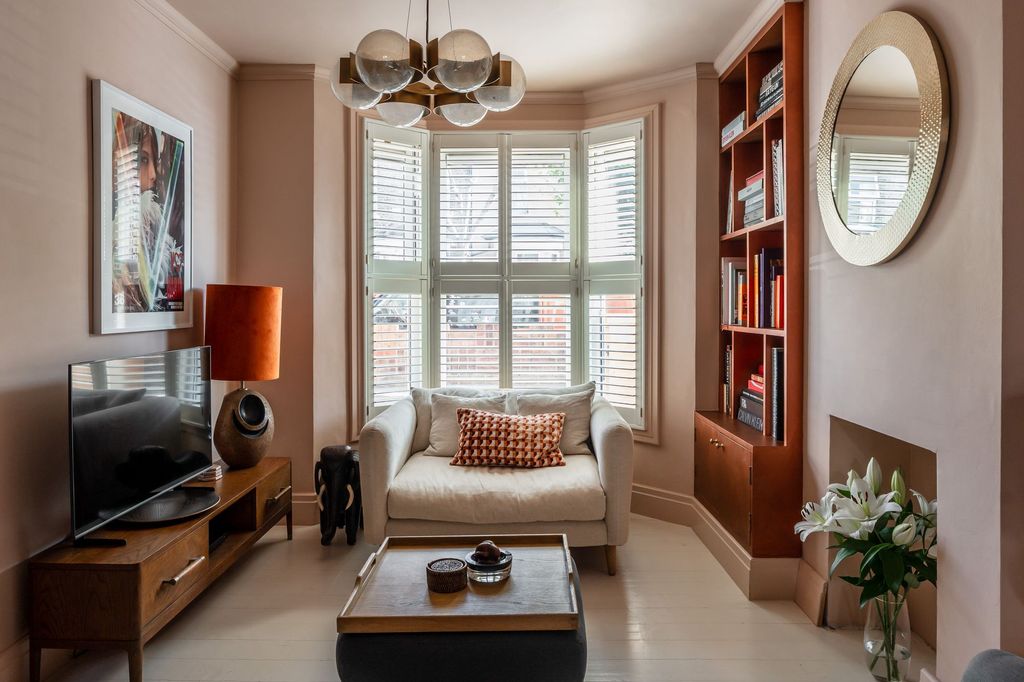 Property photo 1 of 46