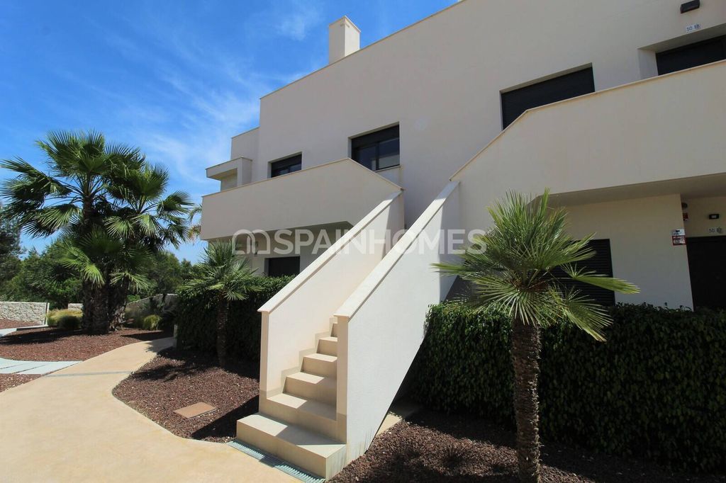 Property photo 2 of 43