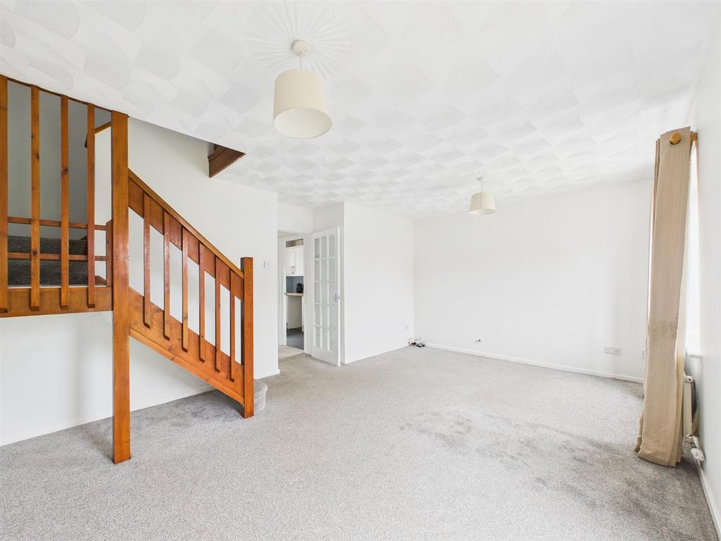 Property photo 3 of 15 Cam02295G0-Pr0322-Still007.Jpg