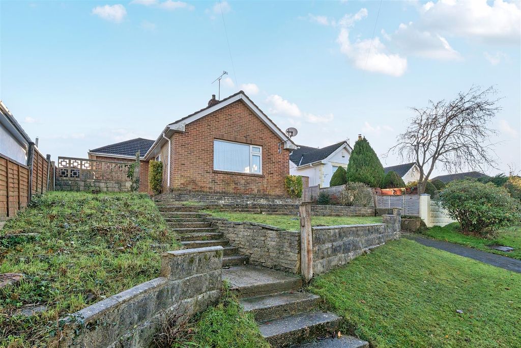 Property photo 2 of 21 1383664-1-69242E2c7686B.Jpg