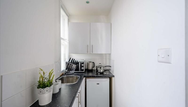 Property photo 3 of 5 Kitchen