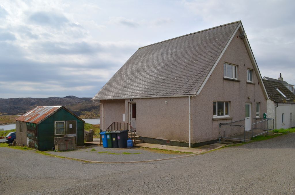 Property photo 1 of 29 2 Cromore