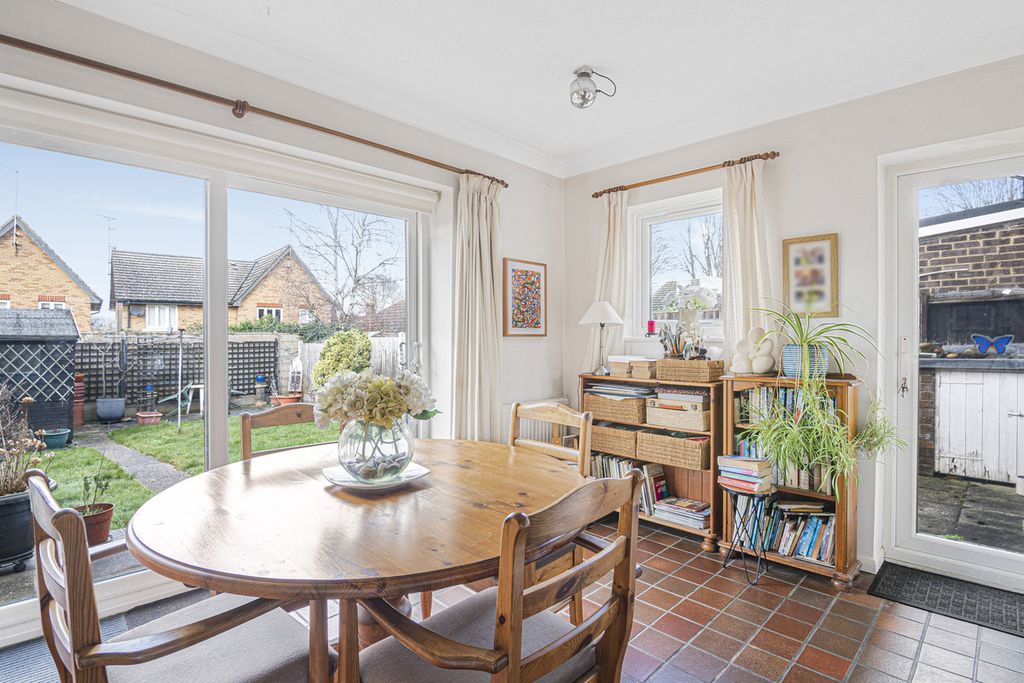 Property photo 3 of 14