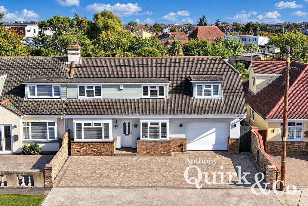 Property photo 1 of 45