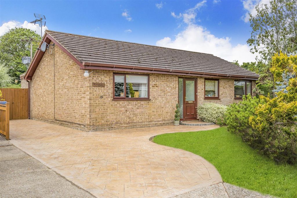 Property photo 1 of 24