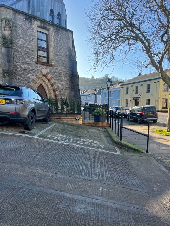 Property photo 2 of 3