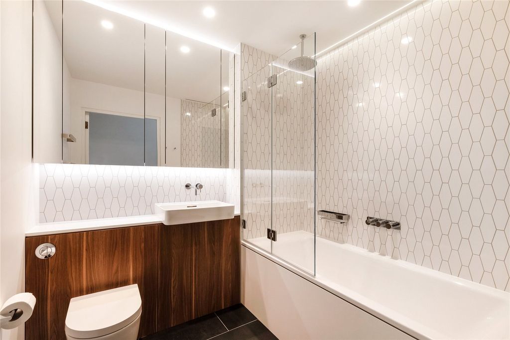 Property photo 3 of 13 Picture No. 06