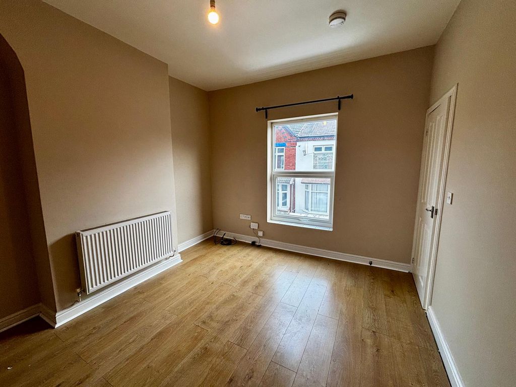 Property photo 3 of 12 Gallery