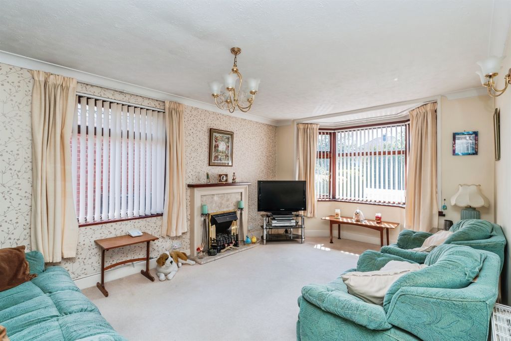 Property photo 3 of 21