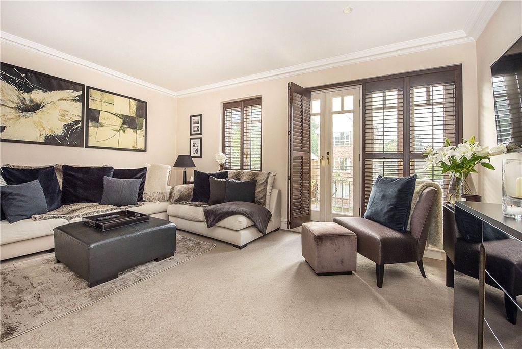 Property photo 3 of 15 Picture No. 06