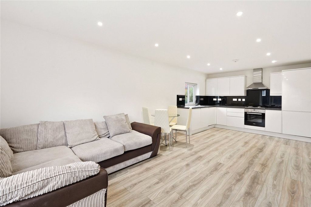 Property photo 2 of 10 Picture No. 02