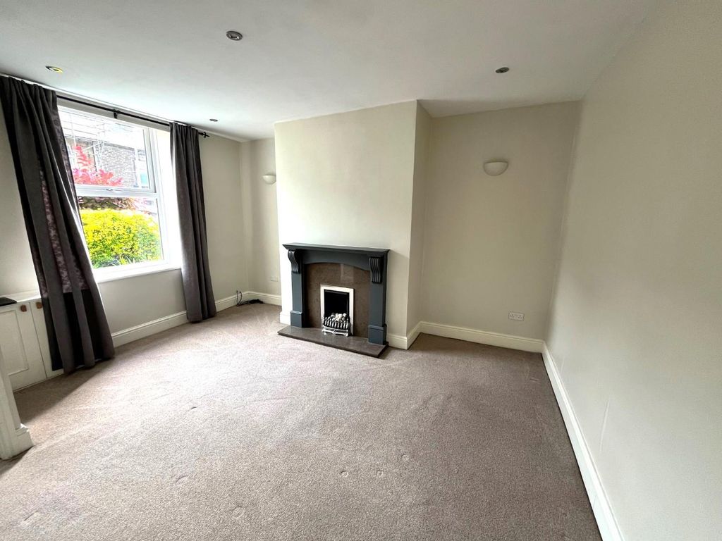 Property photo 2 of 12 8.Jpg