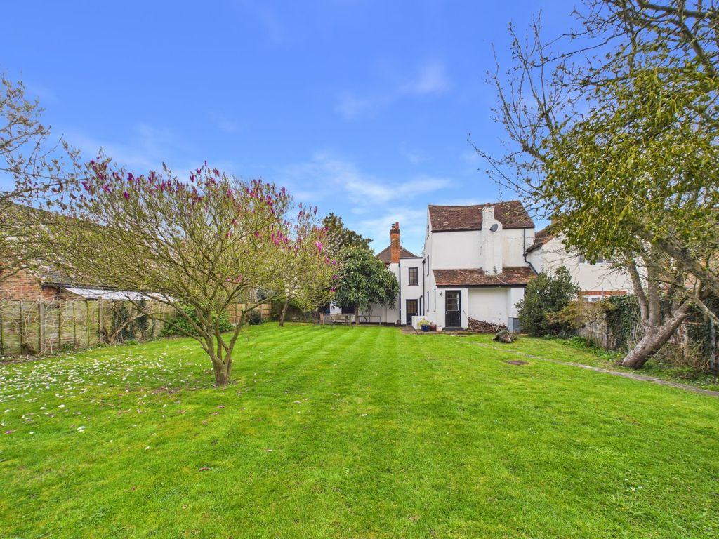 Property photo 1 of 36 Picture No. 04