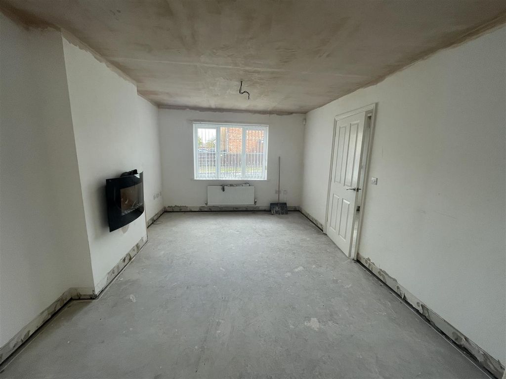 Property photo 2 of 11 12 Glencoe 10.Jpg