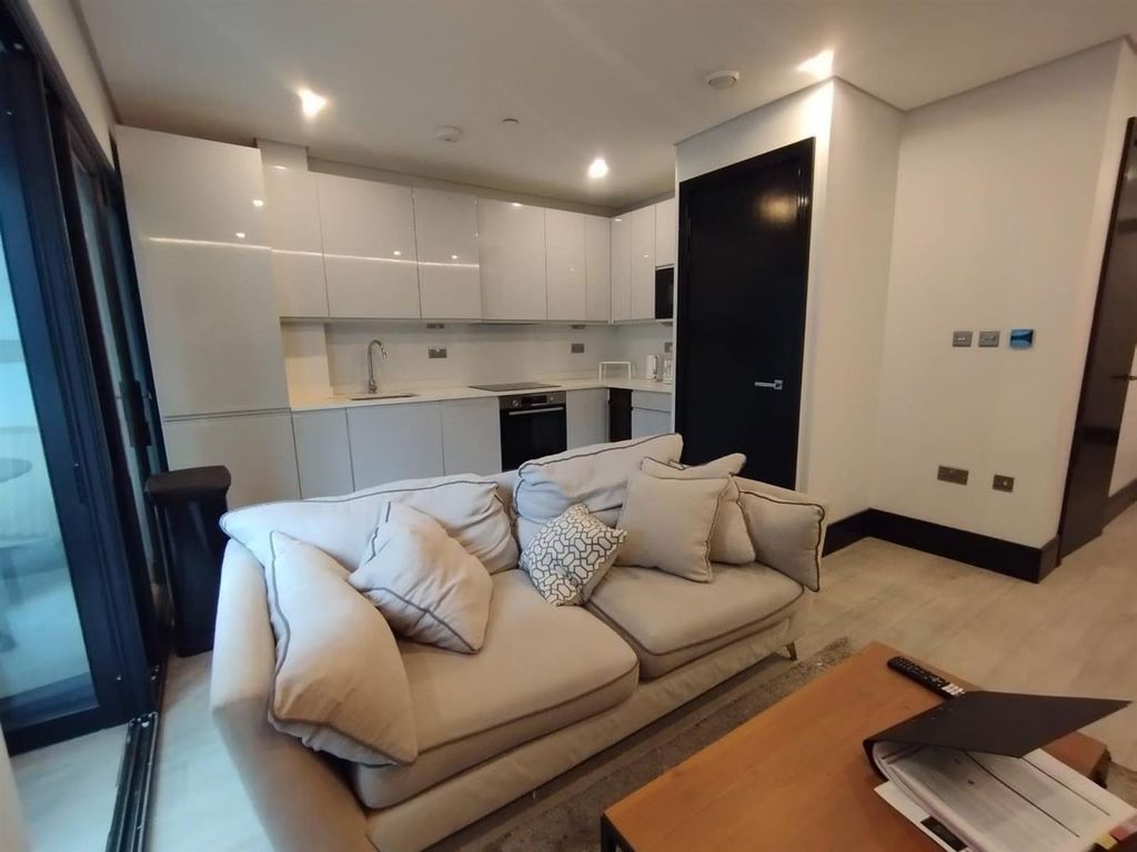 Property photo 2 of 8 4Ea80029ce59888Ea12F4Bbd15461Fbe.Jpg