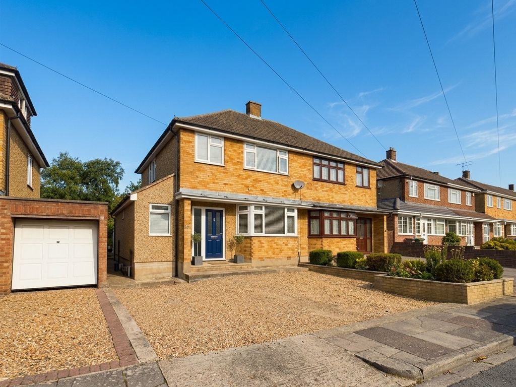Property photo 1 of 15 5417760