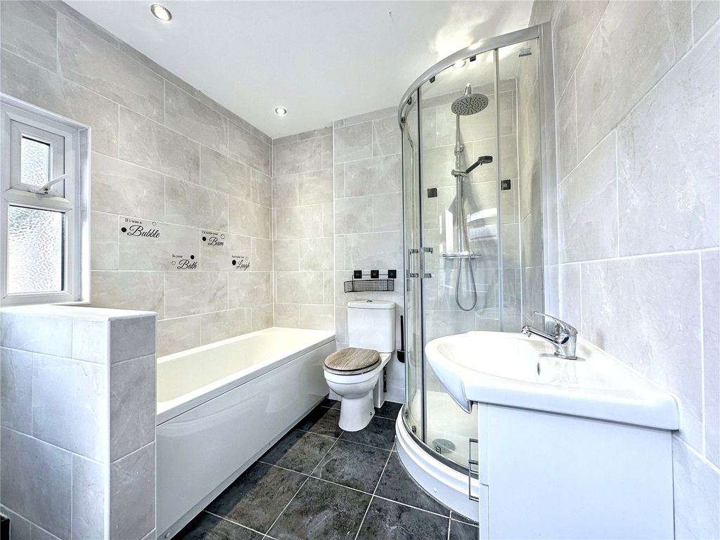 Property photo 2 of 11 Picture No. 08