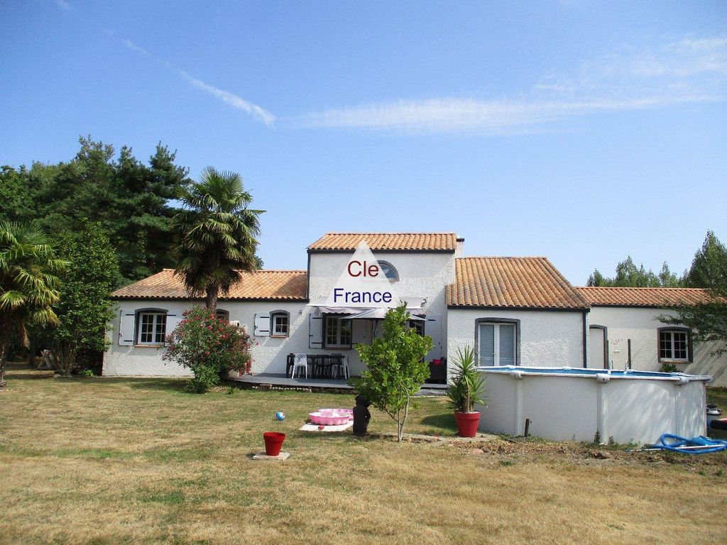 Property photo 1 of 3