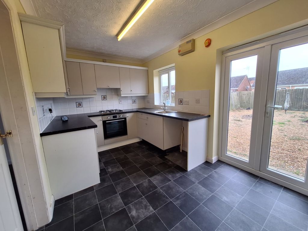 Property photo 2 of 11 542269103772219210