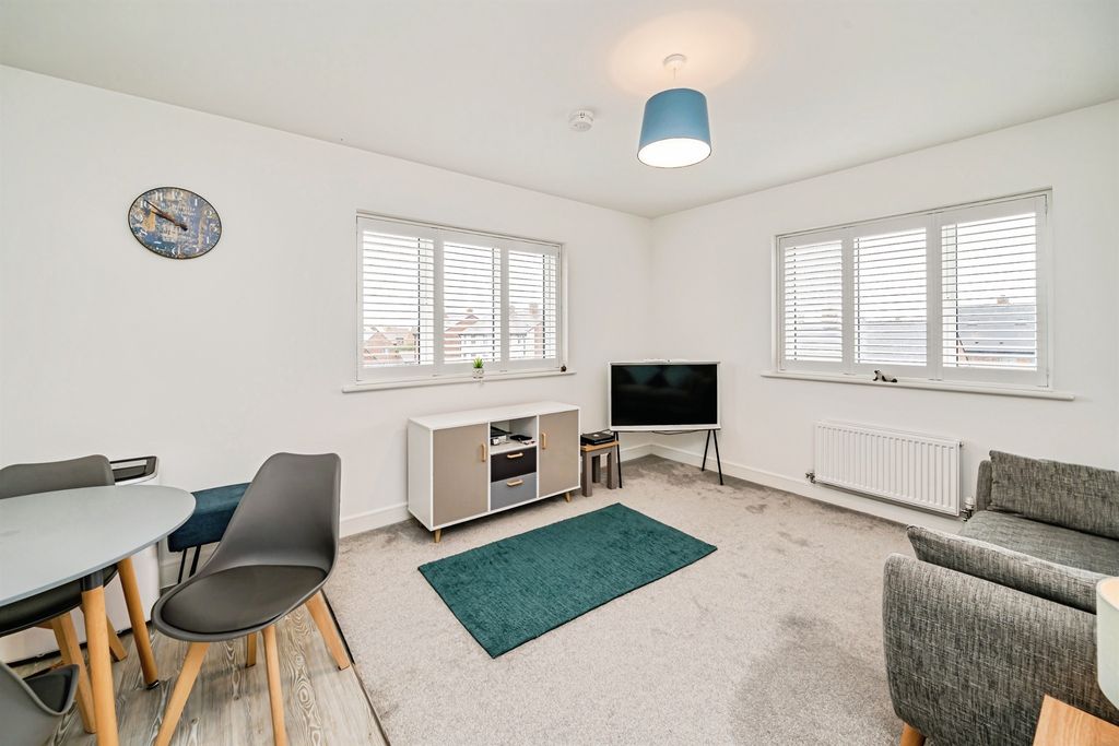 Property photo 3 of 15