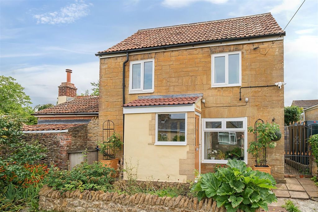 Property photo 1 of 12 1328779-8-687E6948B1901.Jpg